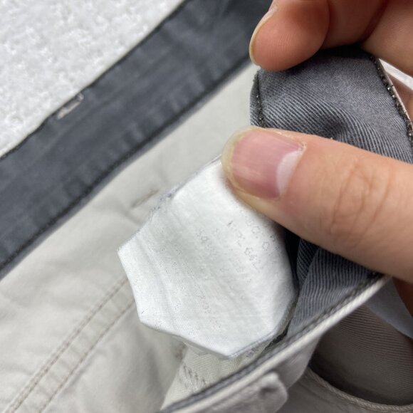 Y2K Wrangler Mens Cotton Solid Beige Cargo Tech Khaki Shorts Size 48 Skater - Picture 6 of 14